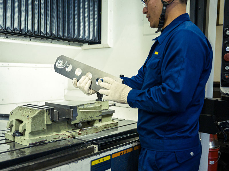 強み2：多種多様な金型製作