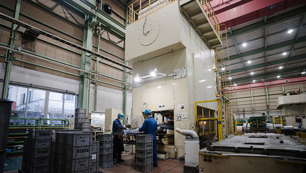 600t 2ポイント リンクモーションプレス 順送仕様（No.2）