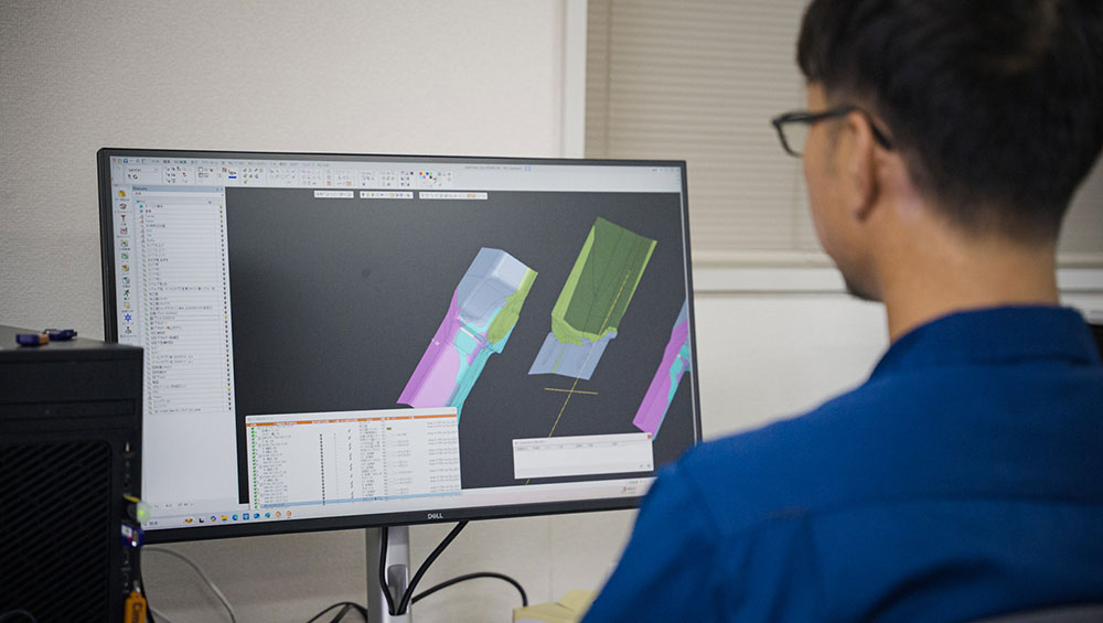 金型設計・製作
